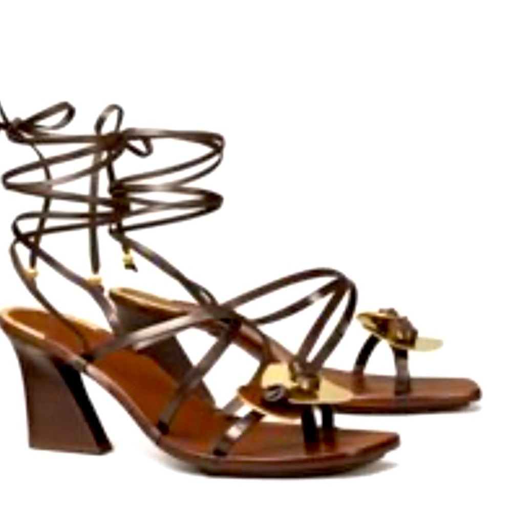 Tory Burch Knotted Heeled Sandal 75mm
Color:
Coconut
Size:
10